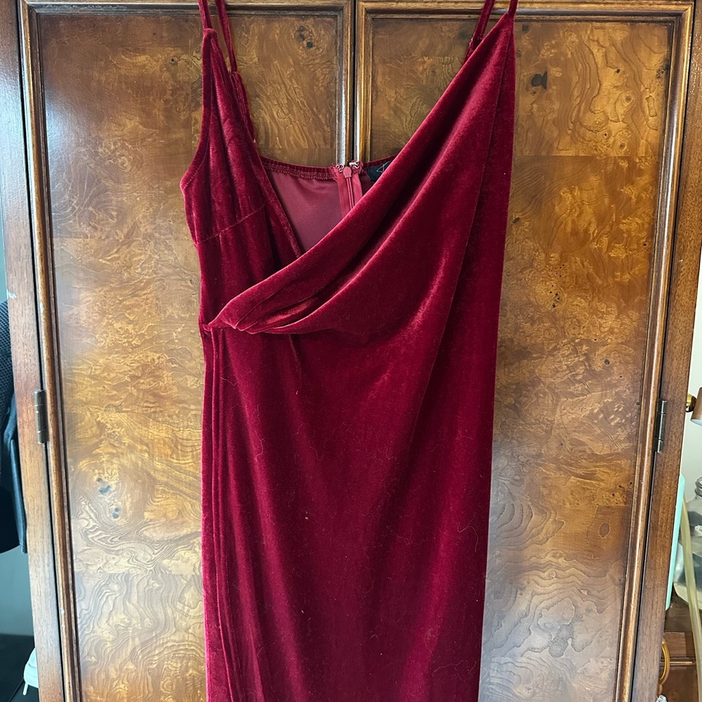 Elegant Velvet Burgundy Dress